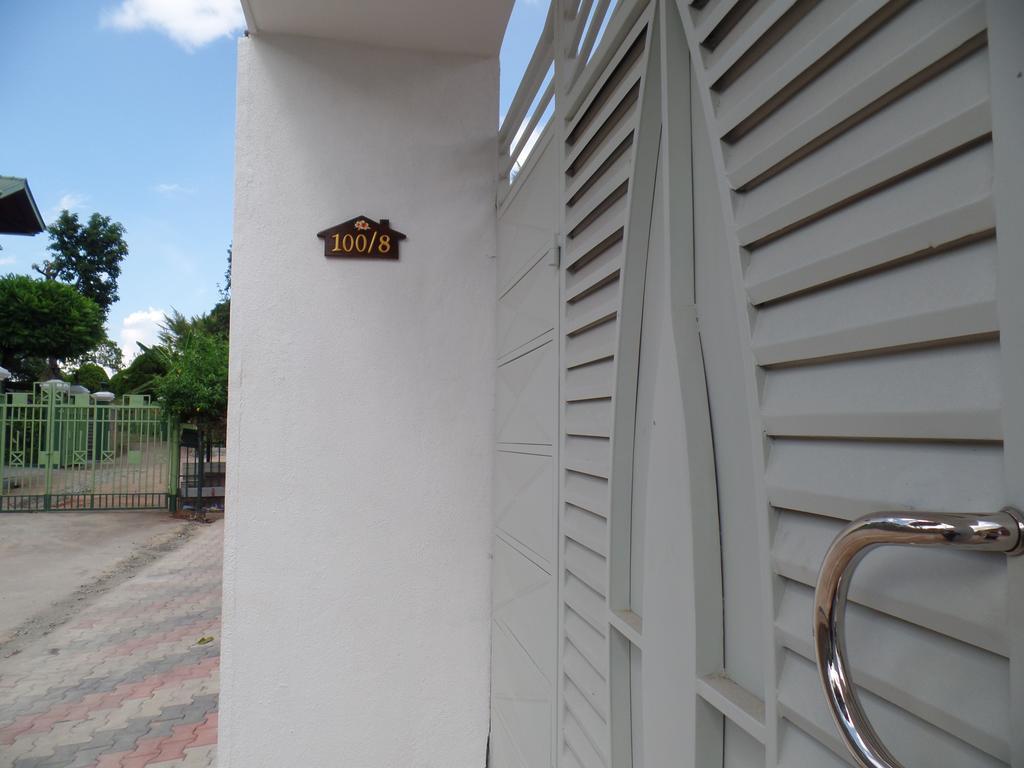 Kandyan Bluestar Villa ภายนอก รูปภาพ